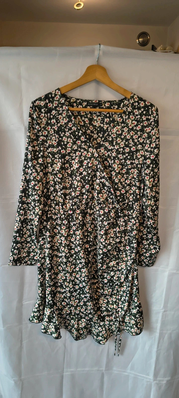 Rut & Circle vestido floral estilo wrap | Tamanho S | Romântico e feminino |#288 – photo 2